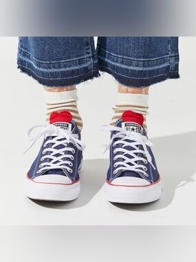 Converse Women’s Sz 6 Chuck Taylor All Star Denim Love Low Top Sneaker RedHeart